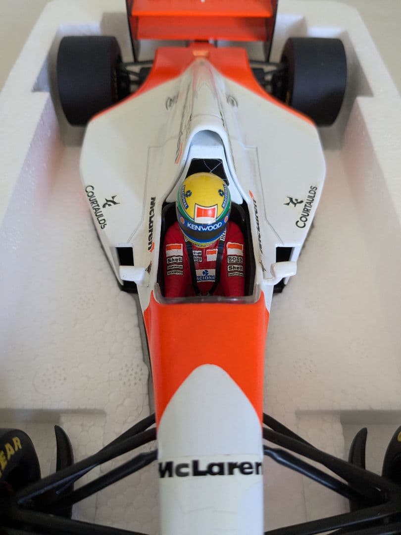 F1 1/18 アイルトン・セナ マクラーレンMP4/8 フォード 1993
