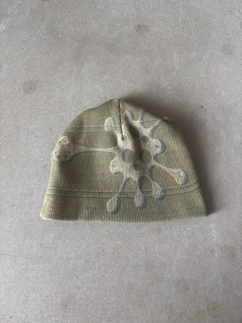 shury】labyrins beanie ビーニー y2k ニット帽 美品 - メルカリ