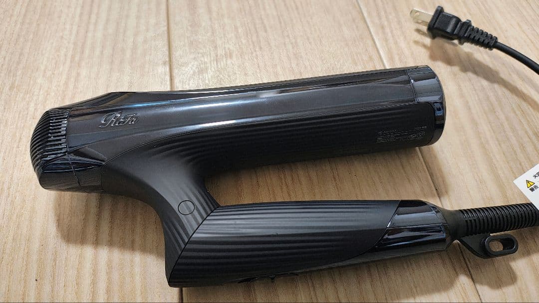 1週間限定 特別価格！動作OK！ リファ S＋ 2024年製 AB15