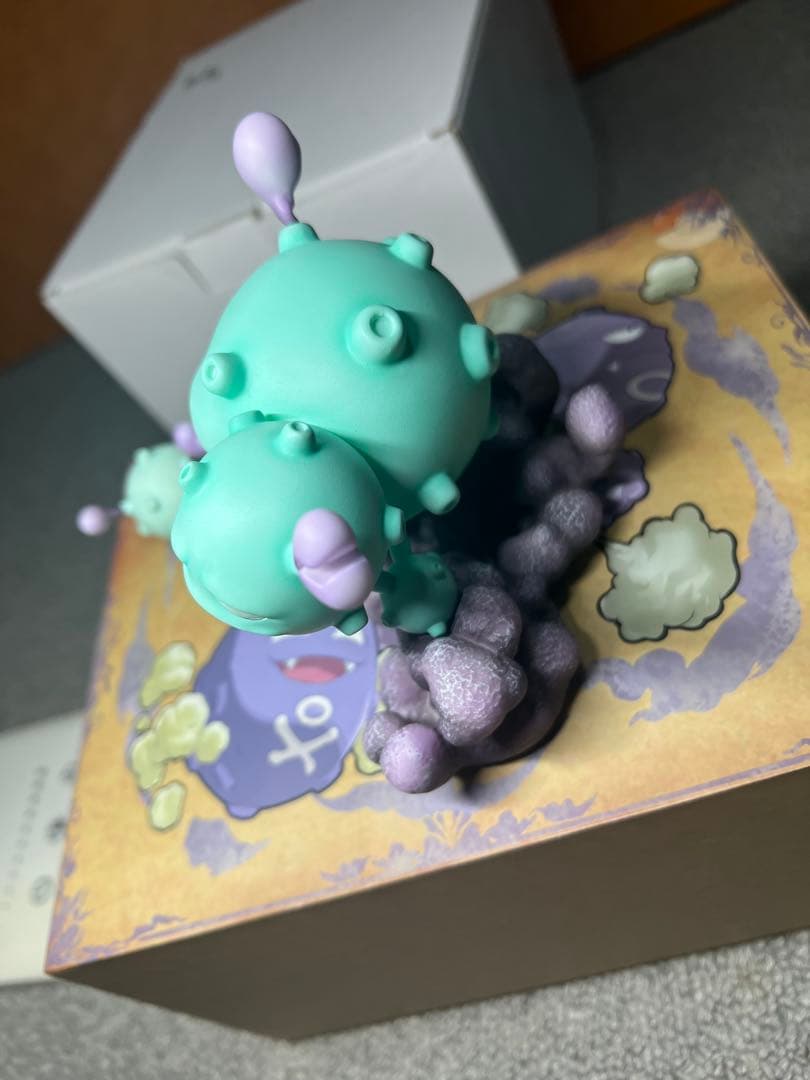 ポケモンスケールワールド　マタドガス色違い