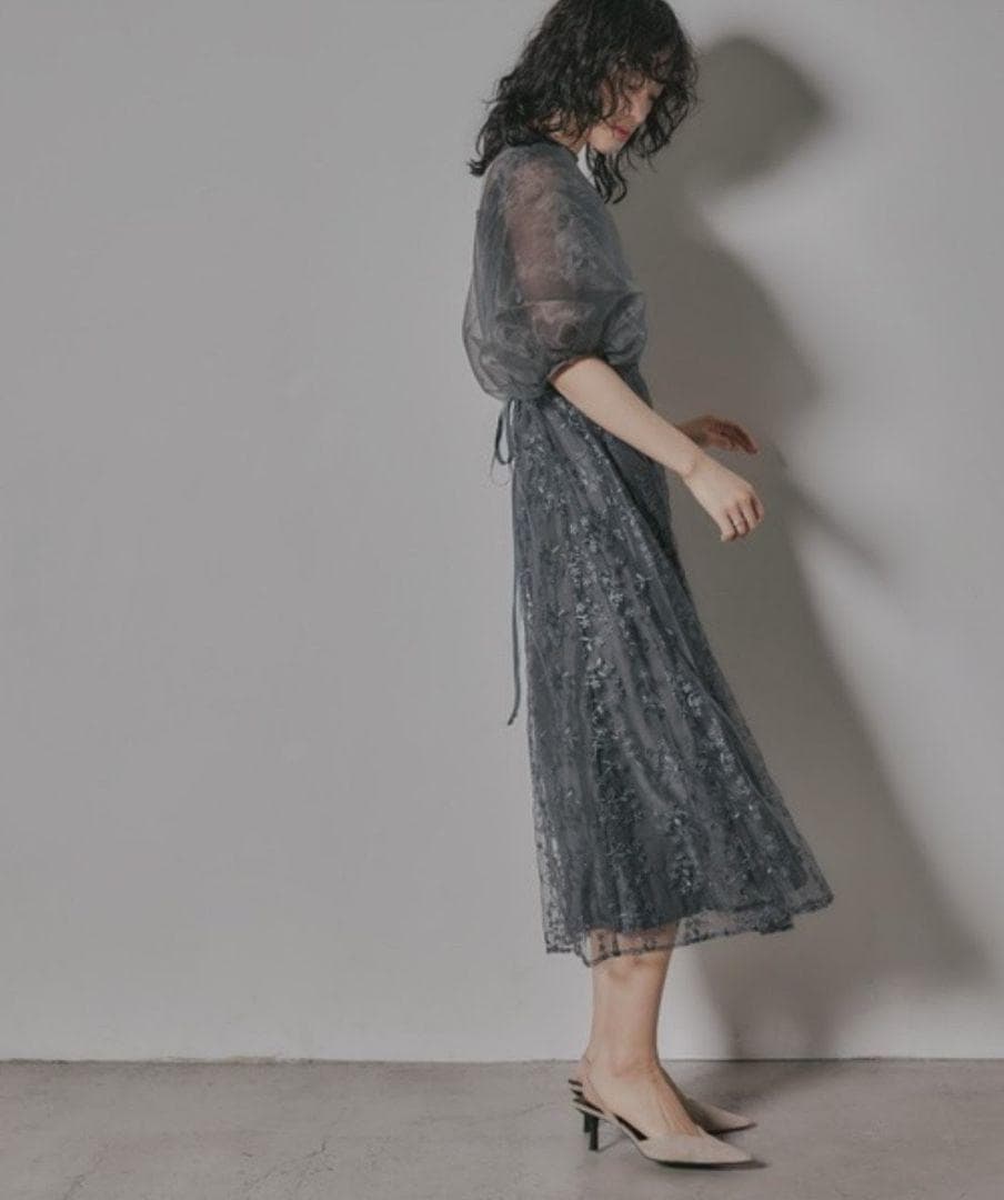 niana ニアナ オーガンジーパフスリーブ刺繍レース S 結婚式