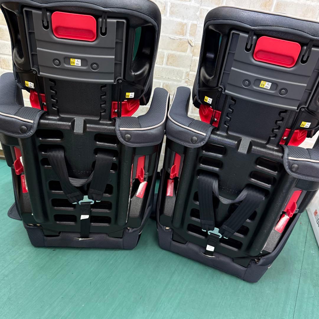 アップリカ　ジュニアシート　双子　2台セット　1才から　チャイルドシート