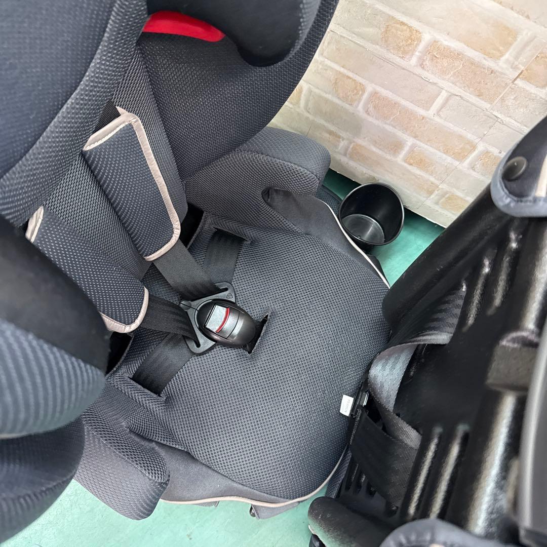 アップリカ　ジュニアシート　双子　2台セット　1才から　チャイルドシート