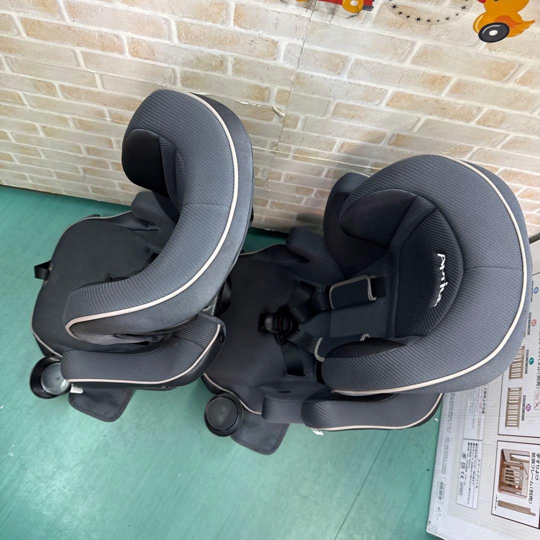 アップリカ　ジュニアシート　双子　2台セット　1才から　チャイルドシート