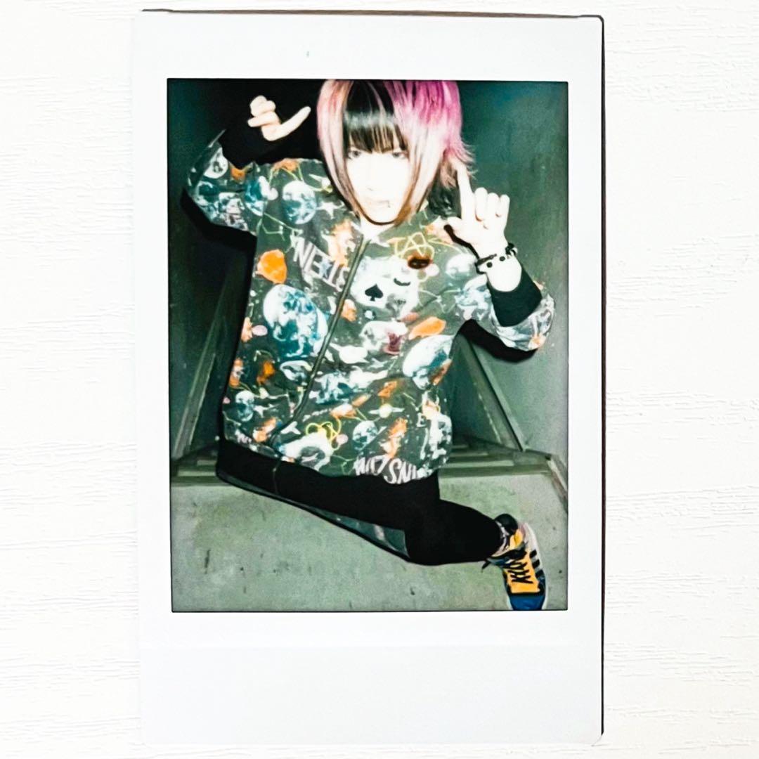 V系☆RoNo☆Cro【Minami】チェキ【24-29】 - メルカリ