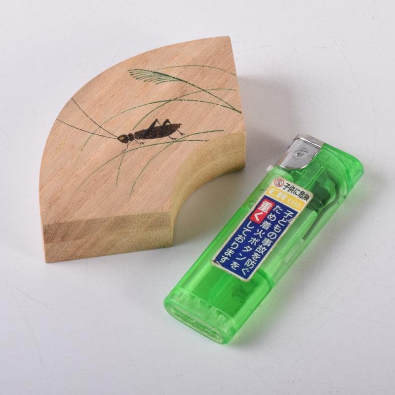 茶道具　桐生地　昆虫蒔絵　香合　在銘　共箱　V　7253