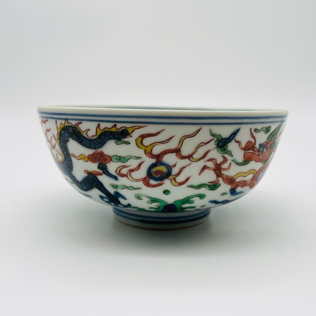 明 陶磁器 五彩五爪龍文椀 官窯 銘 大明万暦年製 景徳