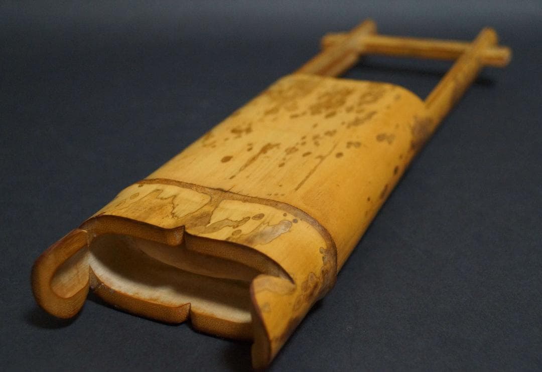 茶道具 斑竹 桶扁形造形 壁掛花入 華入れ 花入 銅製筒入☆