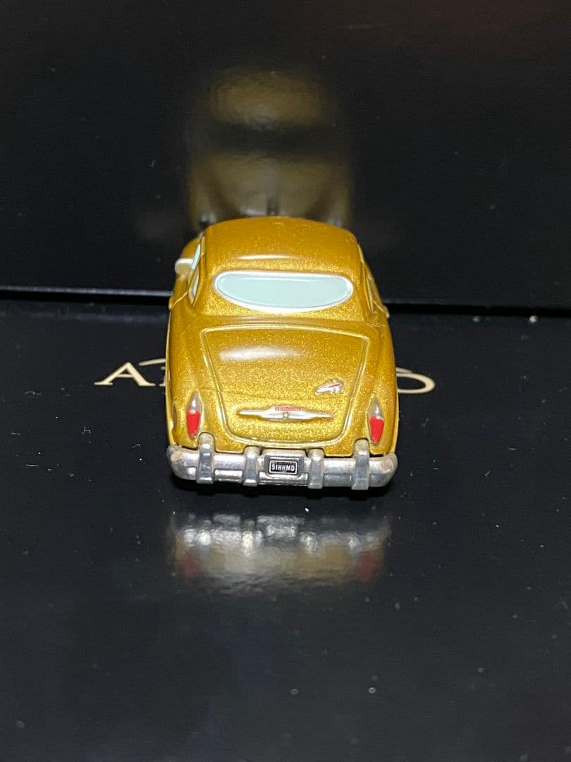 トミカ 激レア　廃盤　プレミア　カーズ　ドックハドソン　ゴールド