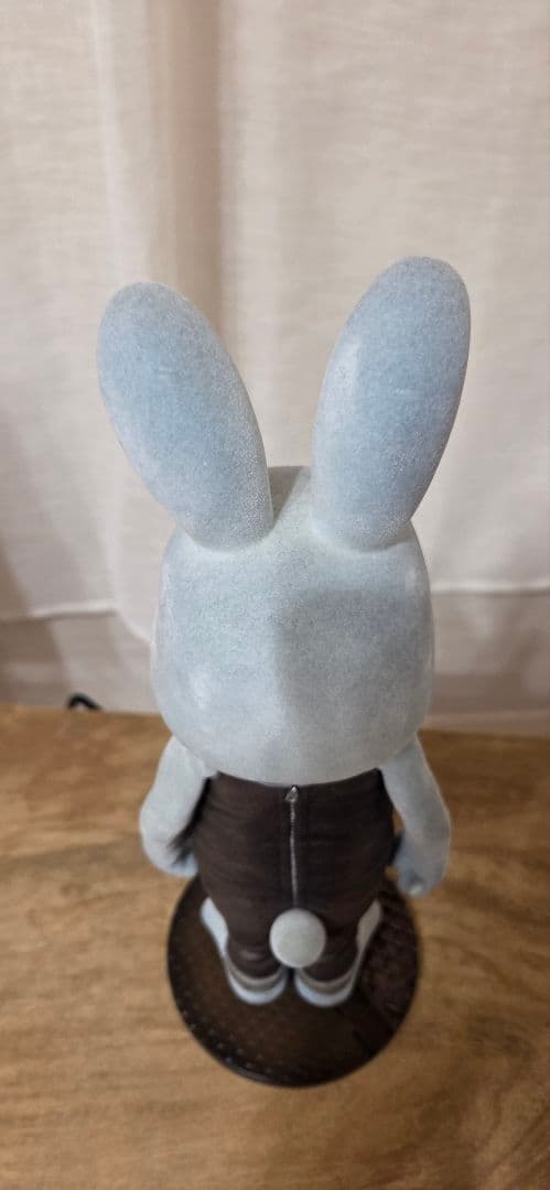 【値下げ中❗】日本国内限定1,000個　ロビー・ザ・ラビット ブルーVer.