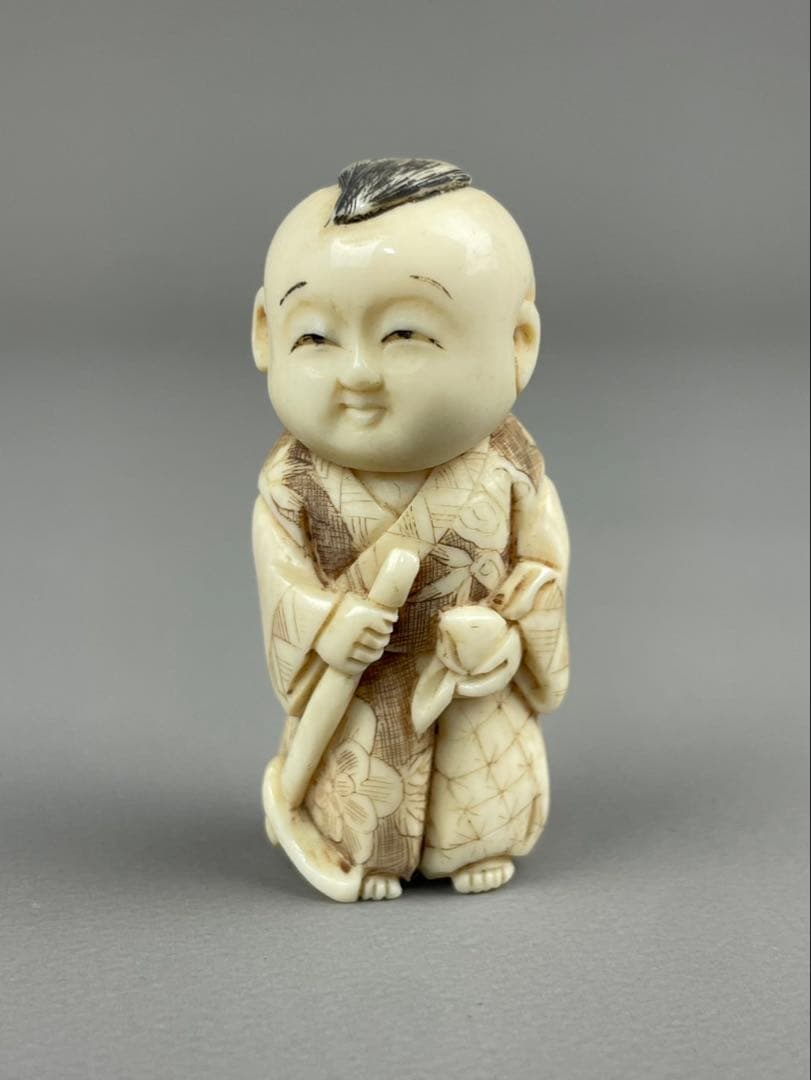 時代根付 極上細密彫り白材マンモス牙製 作家物 中国美術 天然素材