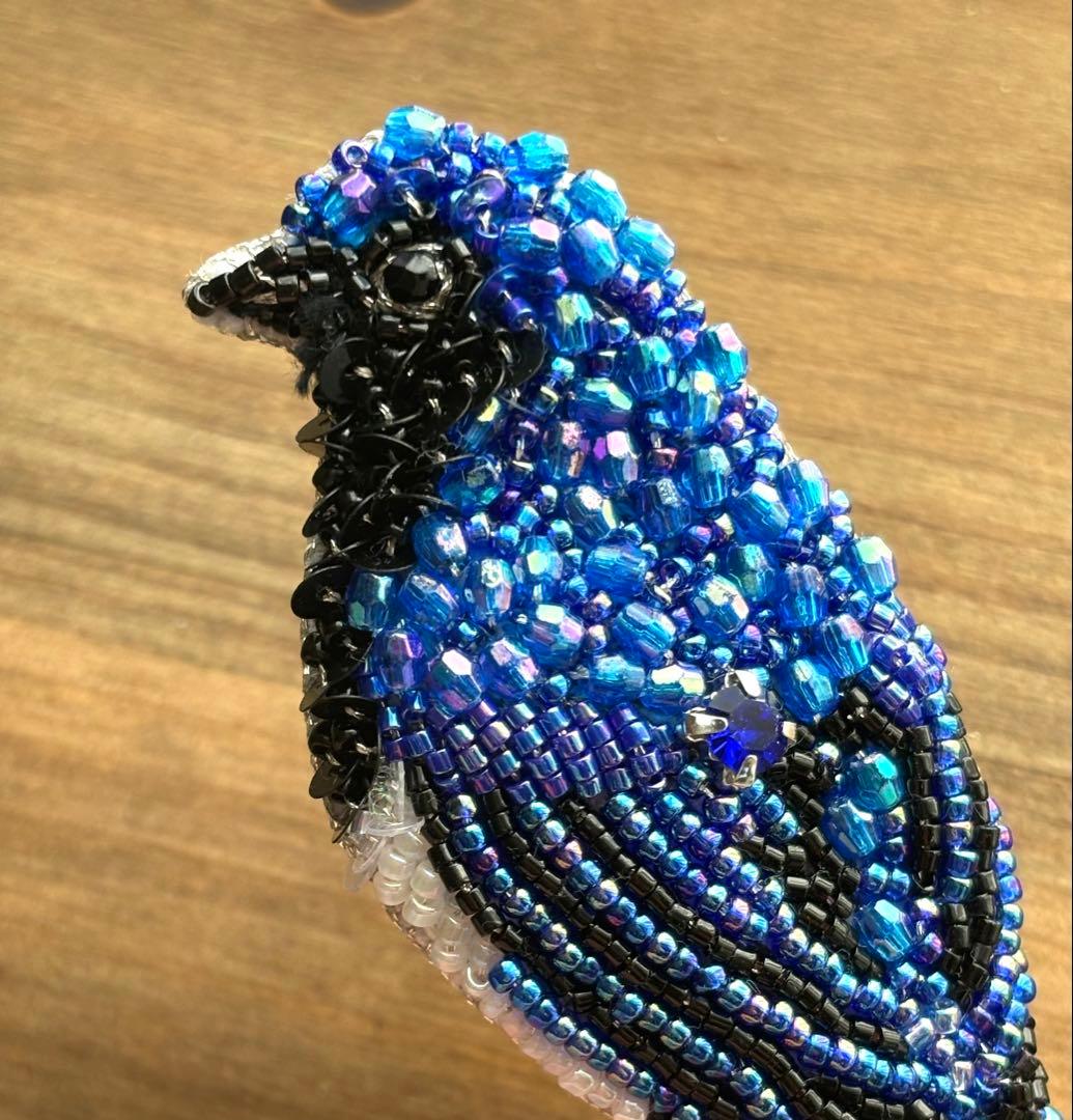 オオルリ】 ビーズ刺繍ブローチバッグチャーム オオルリ】ビーズ刺繍