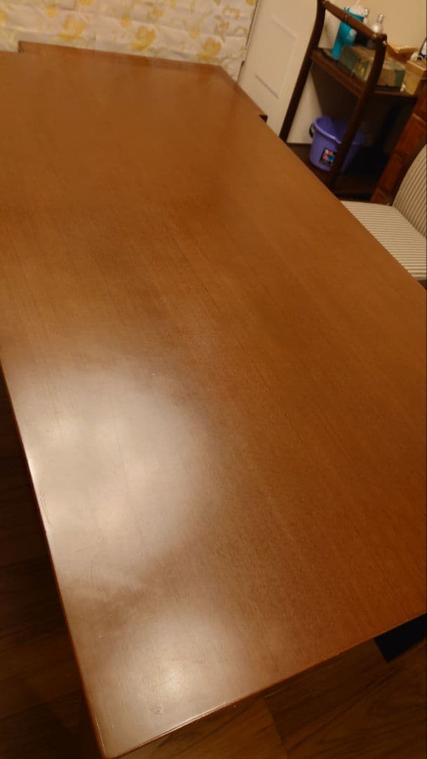 カンディハウス製　ダイニングテーブル（4人用）