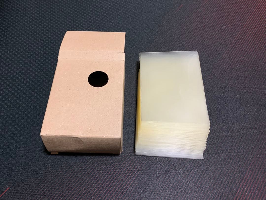 フォーラムスリーブ クリア 絶版 未使用135枚＋使用済み8枚 計143枚