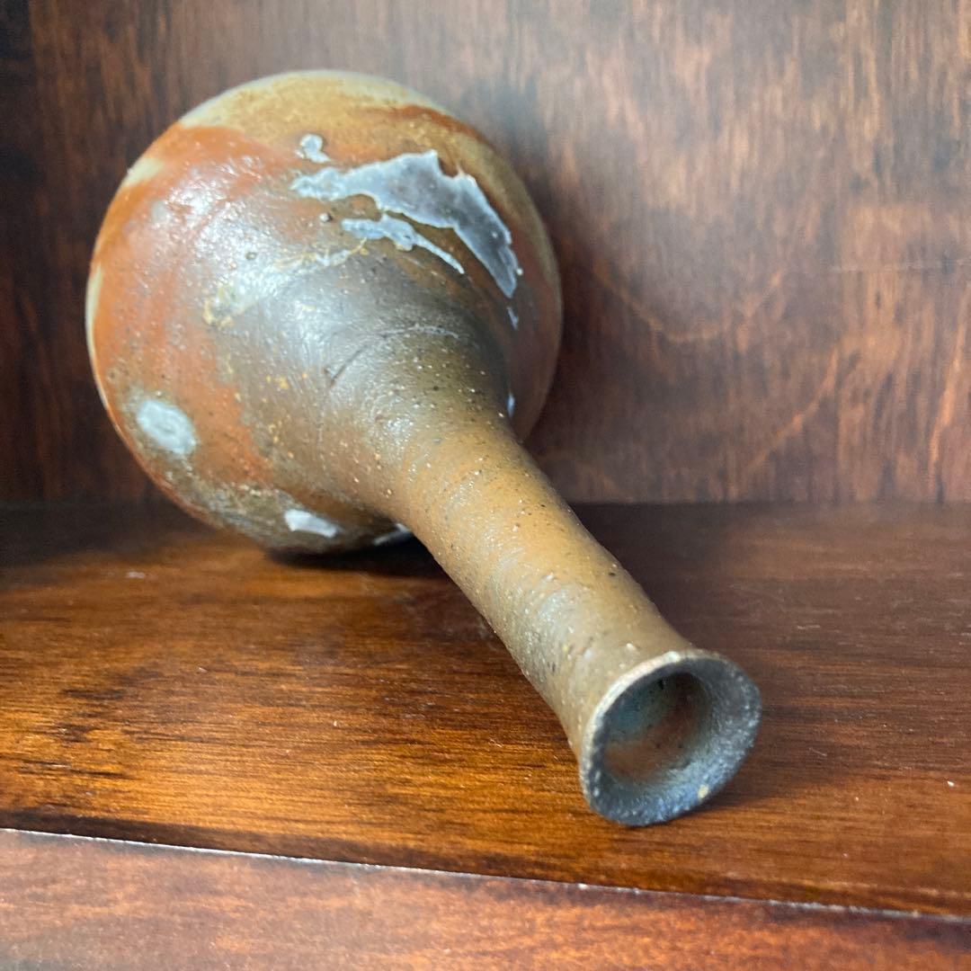 【10月18日まで】原田拾六　備前焼　一輪挿し 花器 緋襷　共箱、共布、陶歴