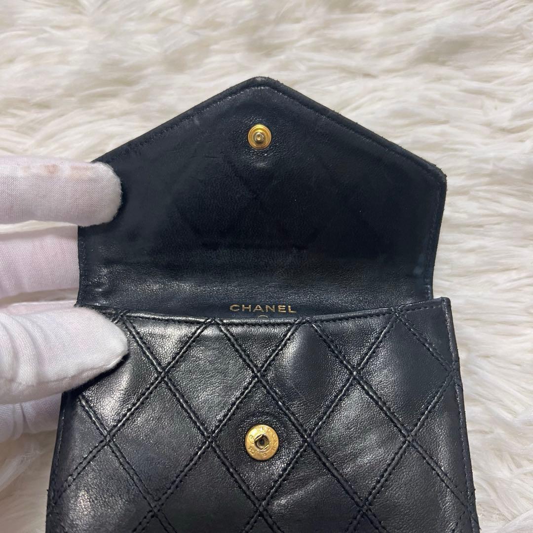 CHANEL キルティング 二つ折り財布 ブラック