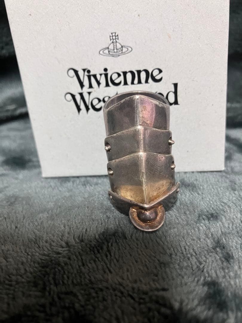 Vivienne Westwood アーマーリング