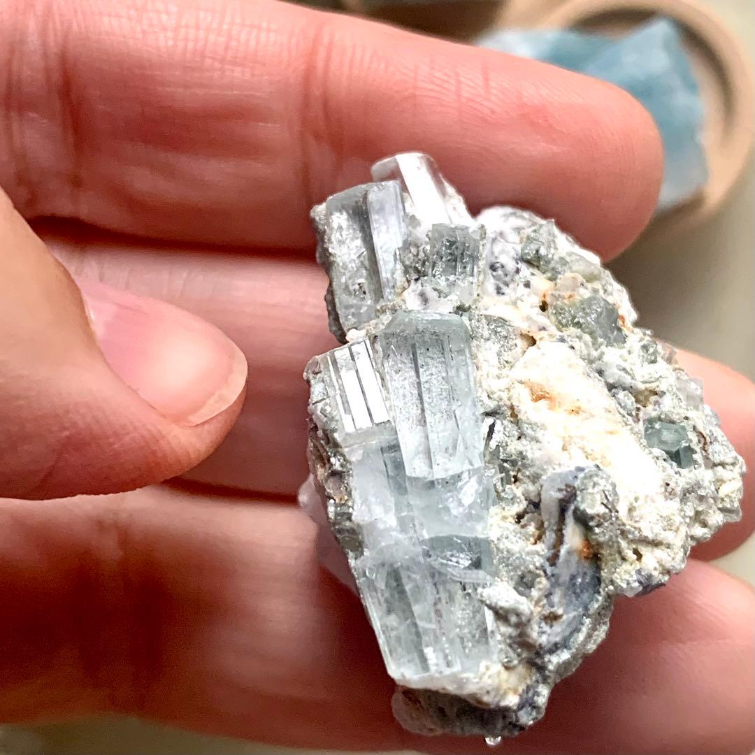 アフガニスタン産アクアマリン結晶1/鉱物標本 T11621725