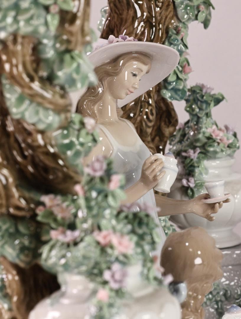 BK202 LLADRO　限定　387/2000体　テラスでお茶を　台座　保証書