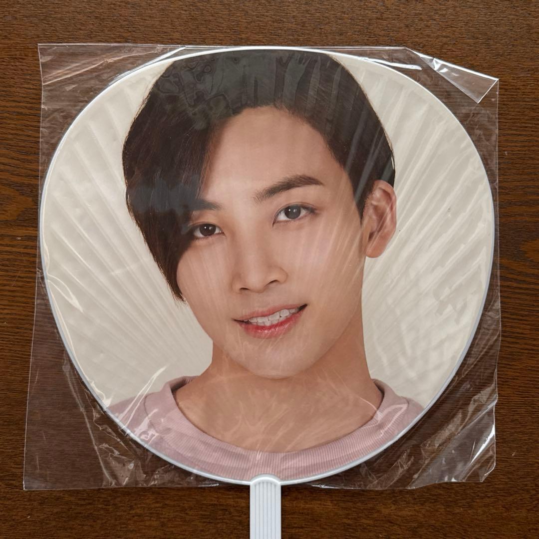 SEVENTEEN ジョンハン うちわ 6点 まとめ売り - メルカリ