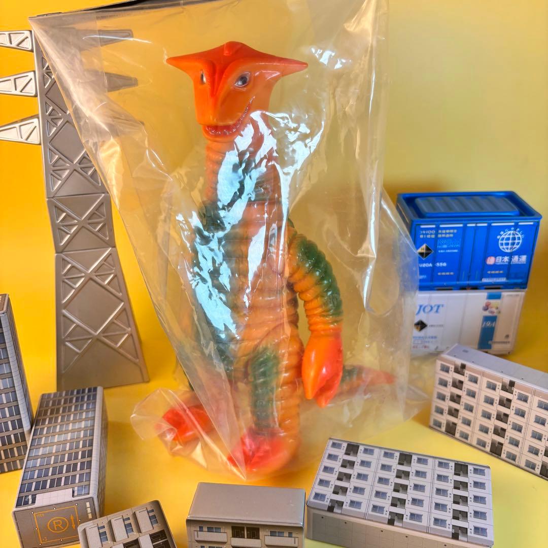 ブルマァク　サドラー　オレンジ　ソフビ　帰ってきたウルトラマン