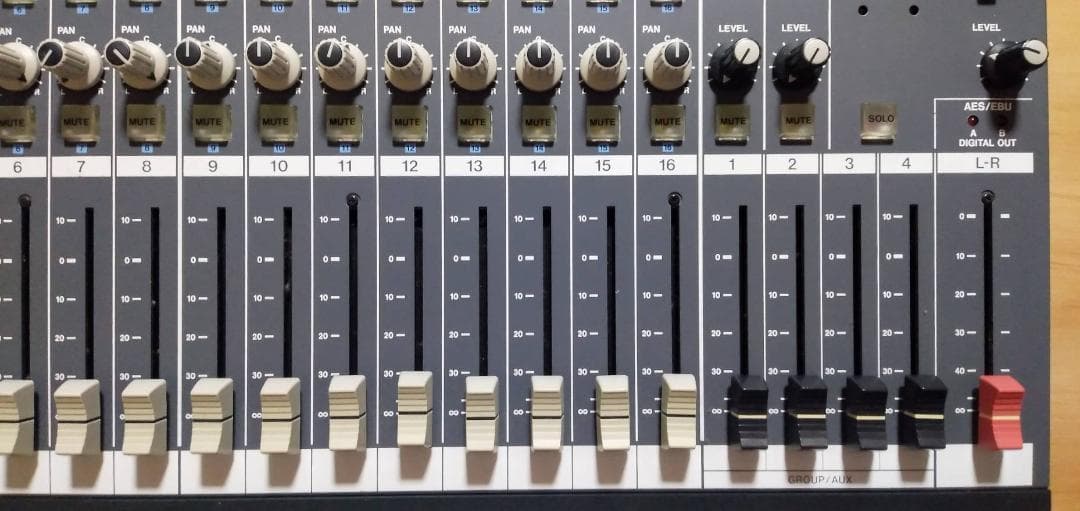 TASCAM【TM-D1000】デジタルミキサー【美品】