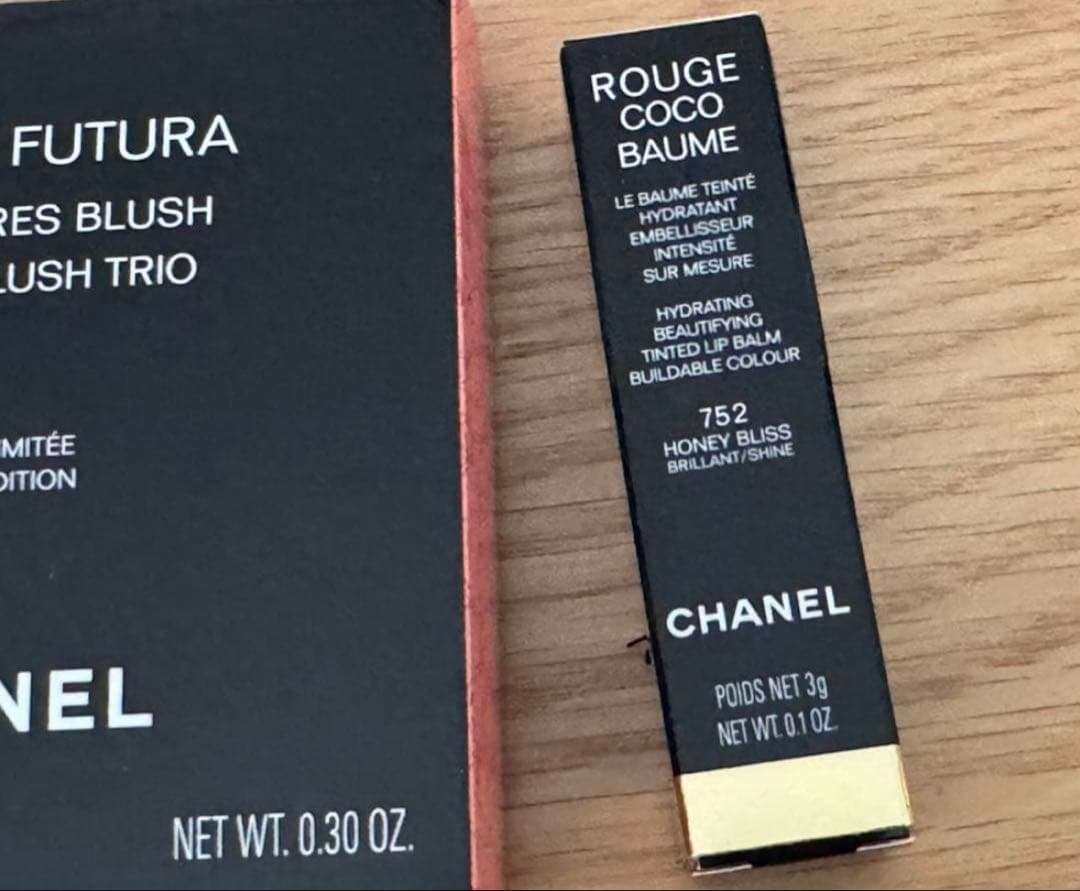 シャネル　チークカラー　リップ