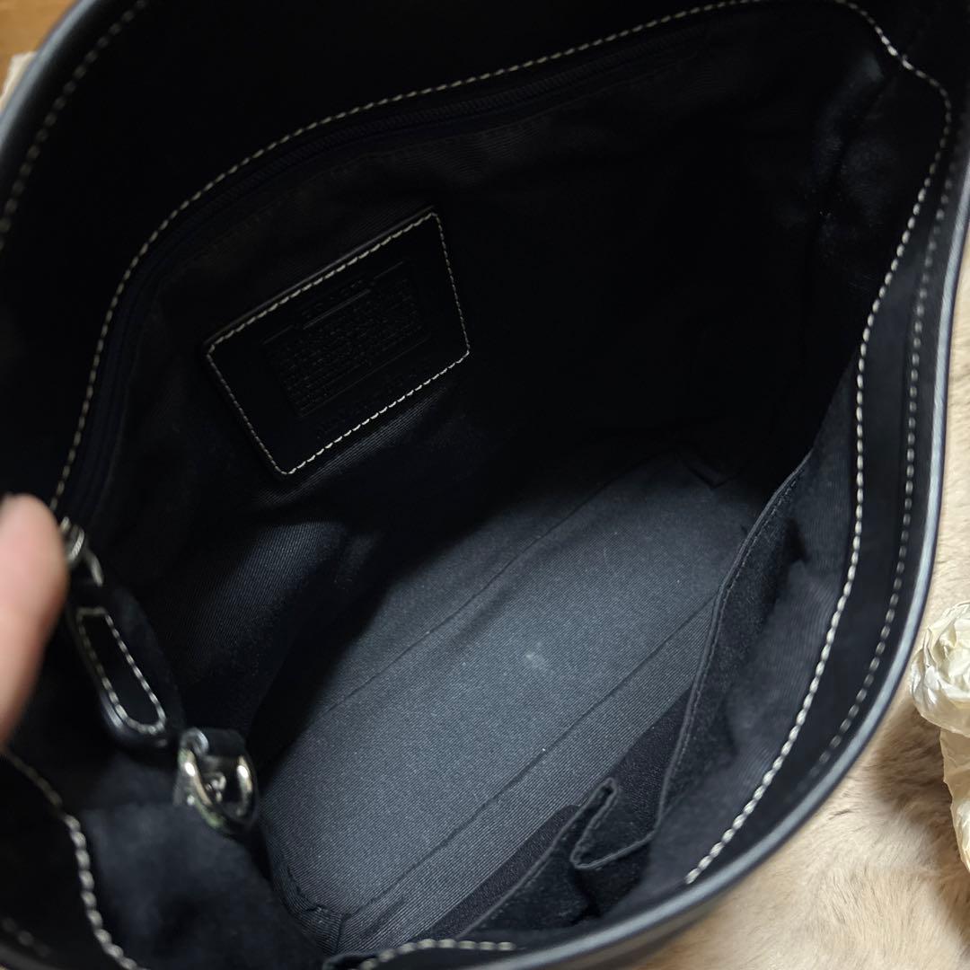 ブラックキャンバスショルダーバッグ