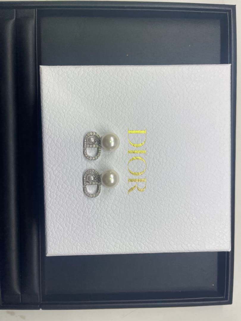 ディオール　ロゴ　ラインストーン　ピアス ロゴラインストーンピアス シルバー ヴィンテージ|ディオール Dior