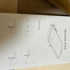 寝ころんだまま作業できるパソコンデスク 着脱式マウスパッド付 - メルカリ