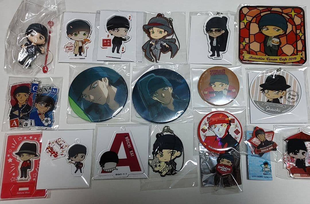 名探偵コナン 赤井秀一 純黒の悪夢 劇場版缶バッジ他グッズ45