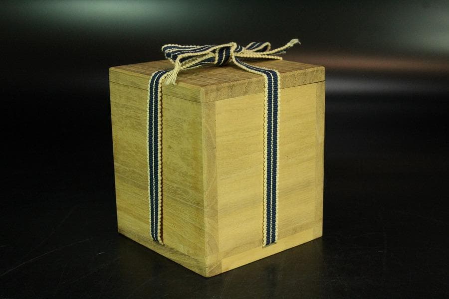 茶道具 沈金 松葉紋 棗 半洲作 共箱 美品(K-LC702) - メルカリ