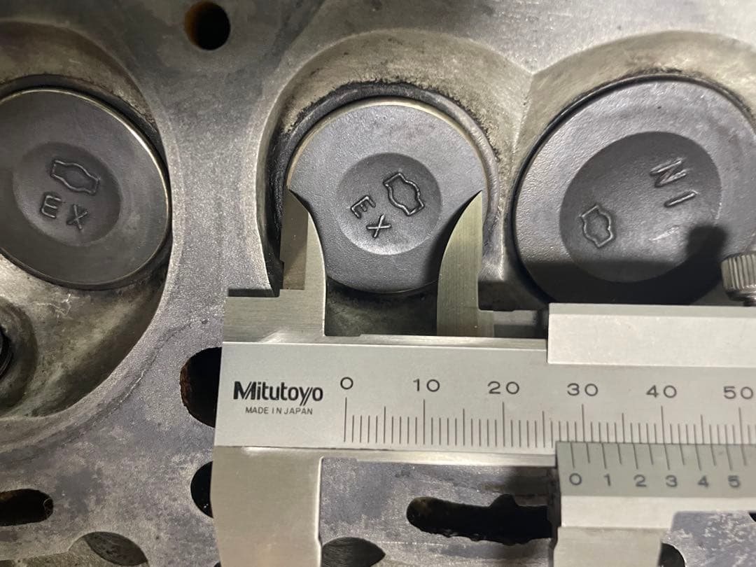 ニッサンサニー日産A型楕円ポートヘッドB110GX A12A TOMEI N1