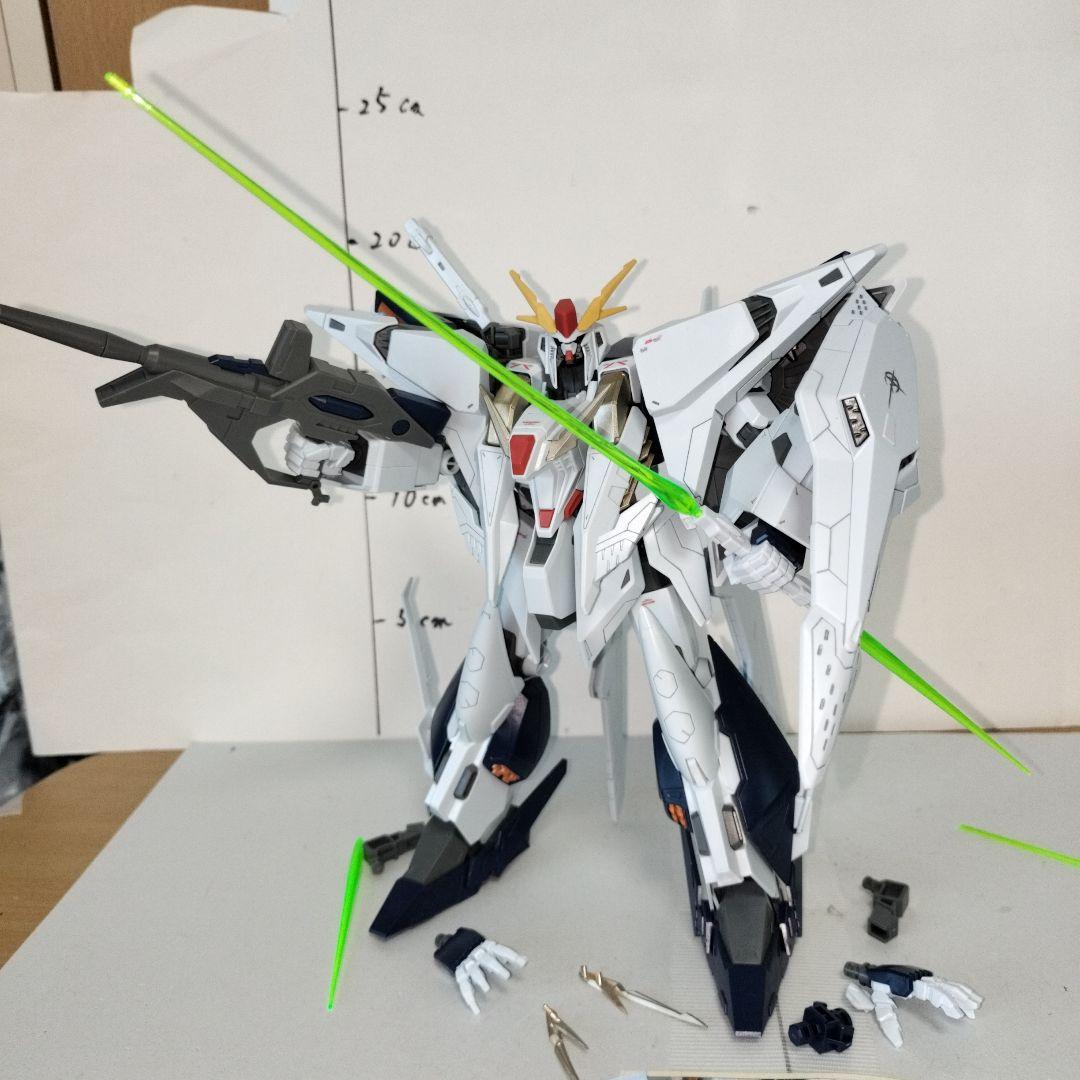 HG 1/144 クスィーガンダム 閃光のハサウェイ 塗装完成品 ガンプラ