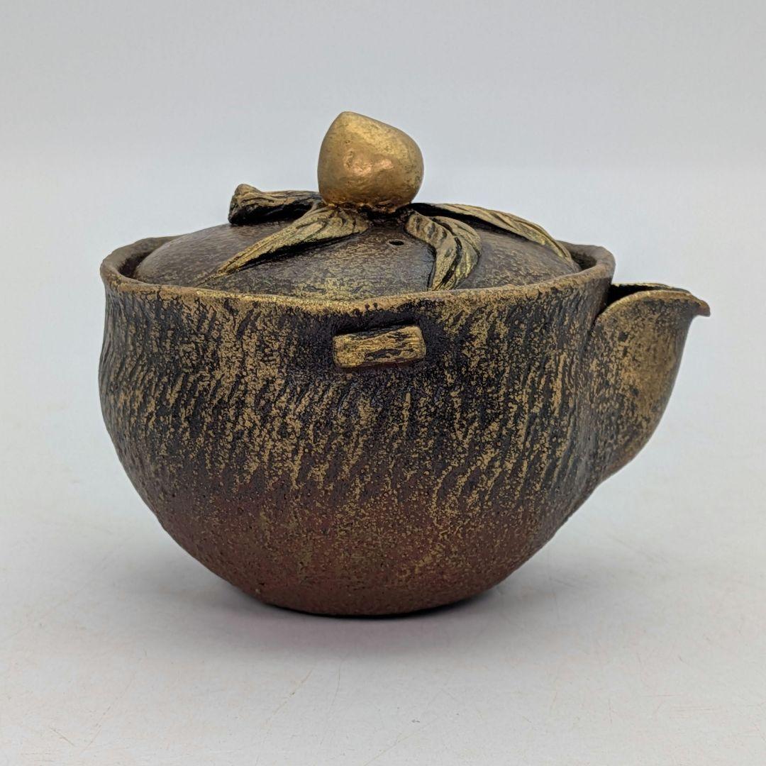 鈴木篤夫 備前焼 金彩備前桃摘宝瓶 四方桟共箱共布栞 手造り宝瓶 煎茶道具 モモ