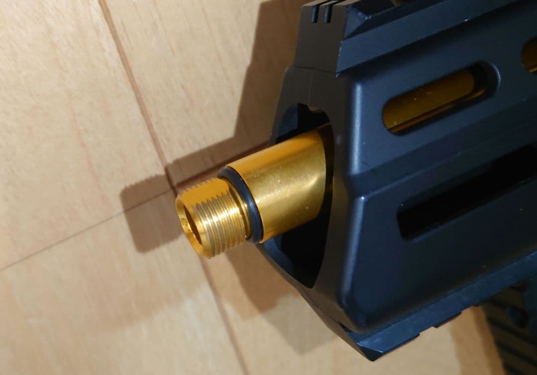 スコーピオンmod.ｍ　ホロサイト付き