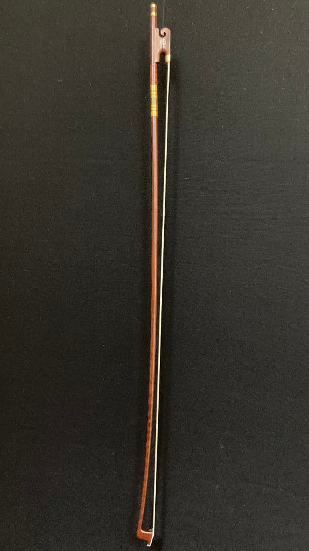 Violin bow 4/4 ヴァイオリン弓 エレガントな飾り付き