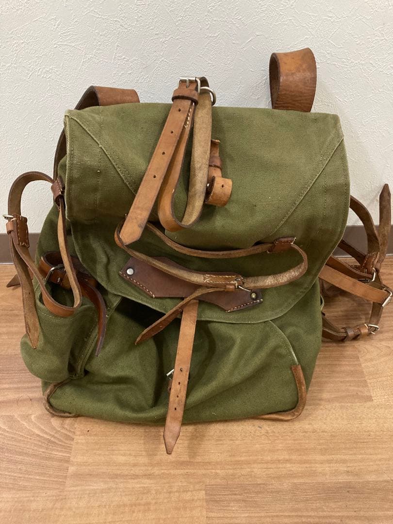 ルーマニア軍リュック Vintage ルーマニア軍の山岳用バックパック 入荷