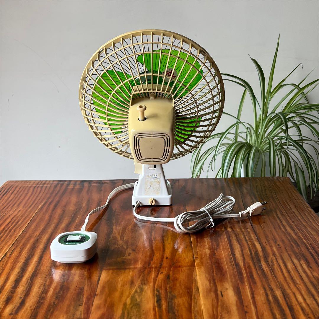 壁掛け扇風機 昭和レトロ アンティーク グリーン 緑