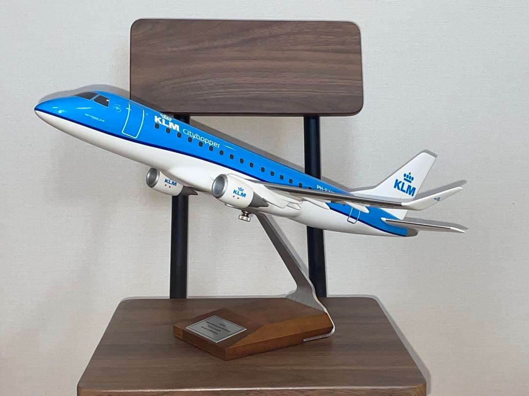 PACMIN]エンブラエル175 1/72 KLM 大型模型[非売品]