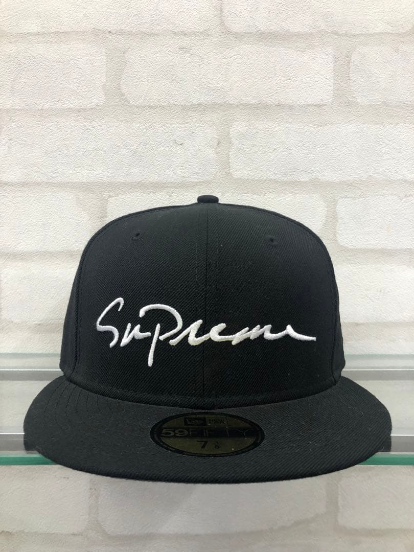 Supreme Classic Script New Era - メルカリ