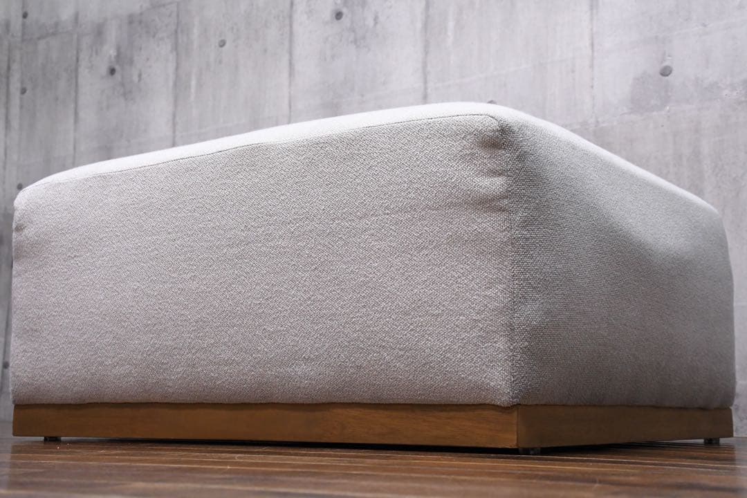 DLC78 ヘンレドン HENREDON 2024年製 オットマン スツール