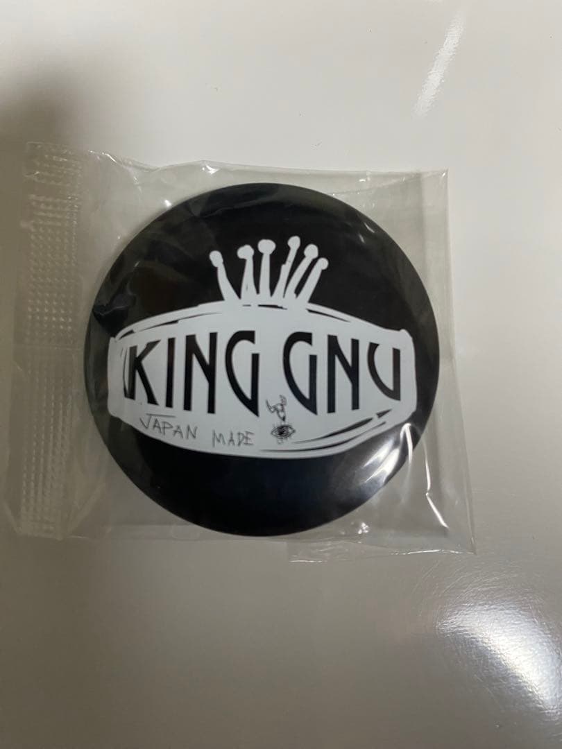 断捨離します‼︎】【入手困難品‼︎】 King Gnu 缶バッジ CEREMONY