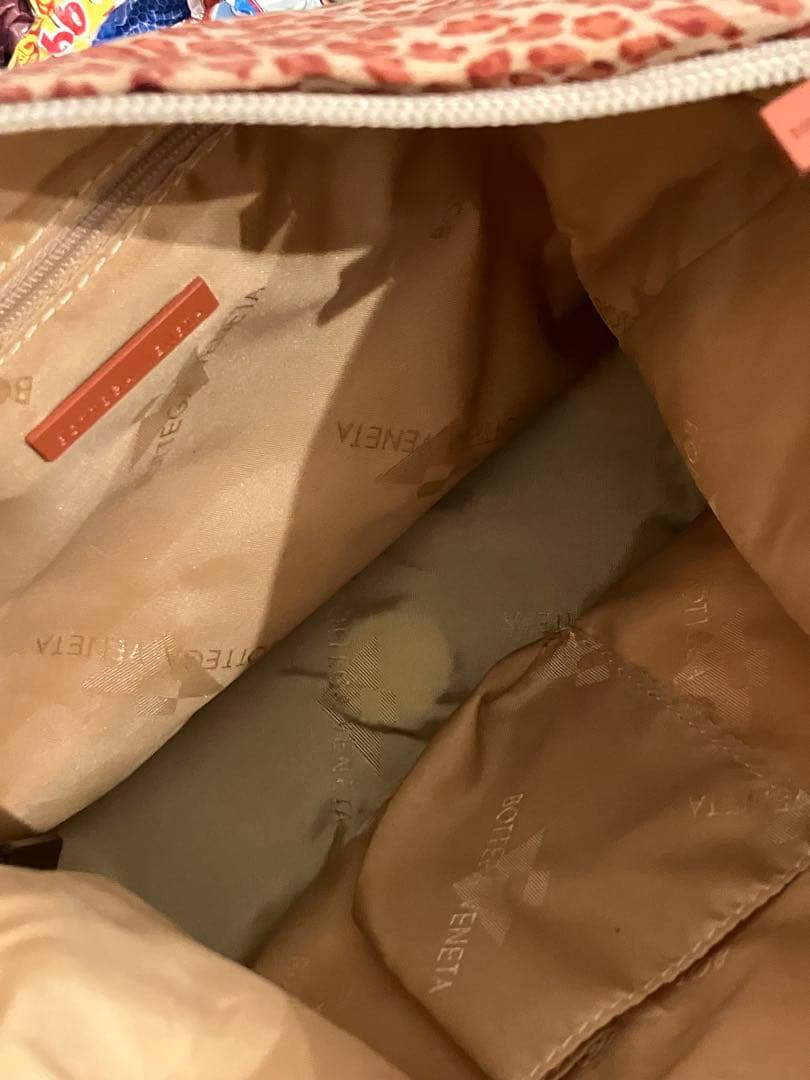 BOTTEGA VENETA ボッテガ　ヒョウ柄　肩掛けショルダーバッグ