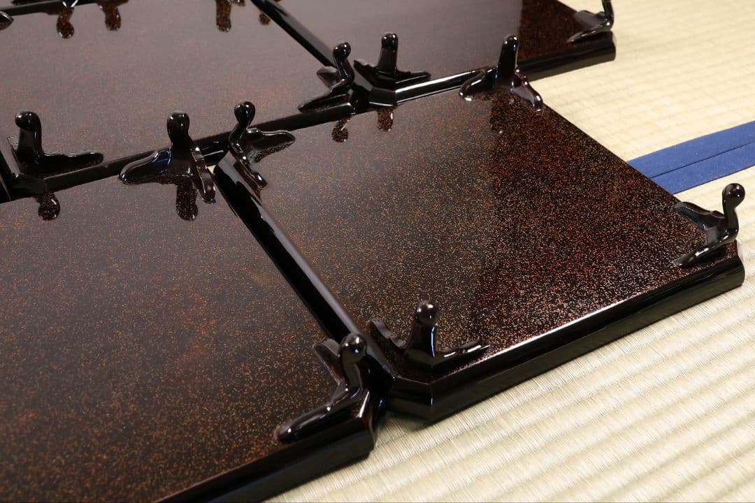 漆芸 山水松竹梅 蝋色塗硯蓋形座附膳 十客 金蒔絵 四方膳 蓬莱鶴亀