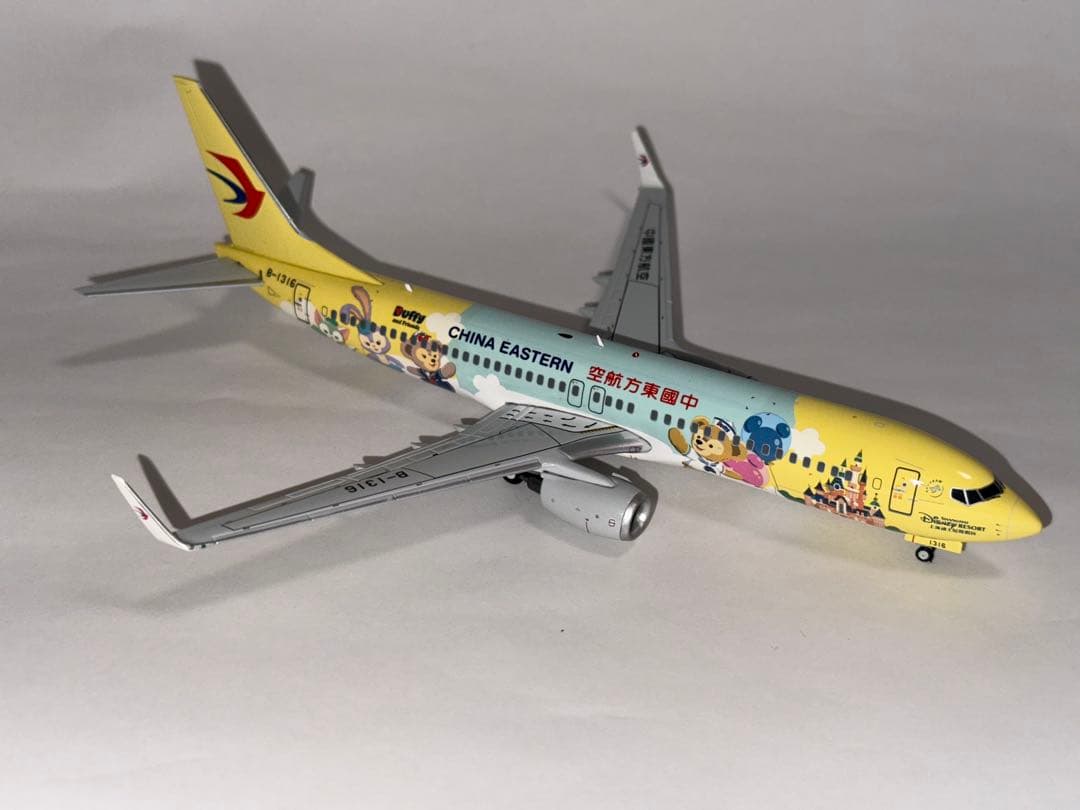 中国東方航空 B738 1/200 - メルカリ