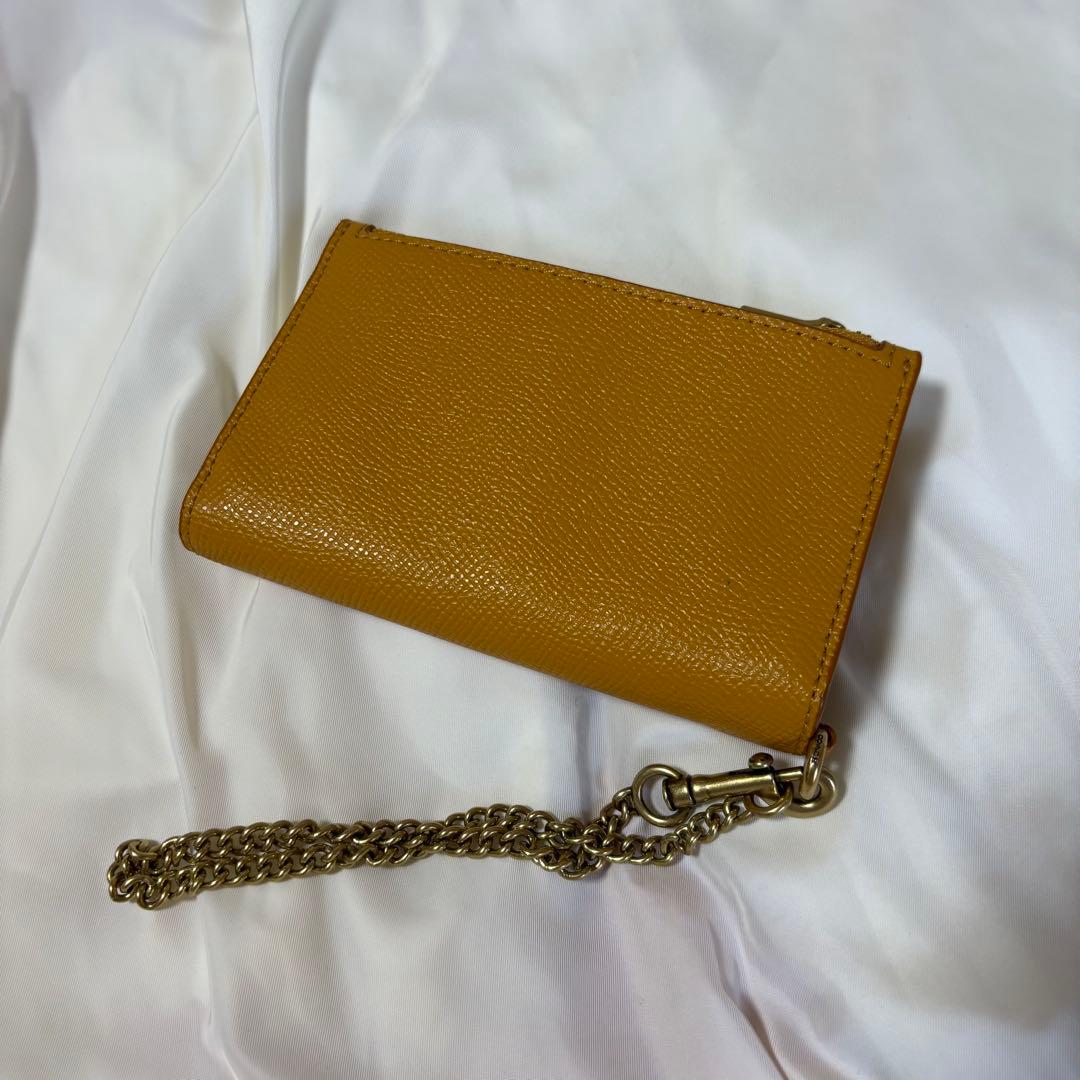 COACH イエロー ケース 【1/24 15時までの注文で即日発送】