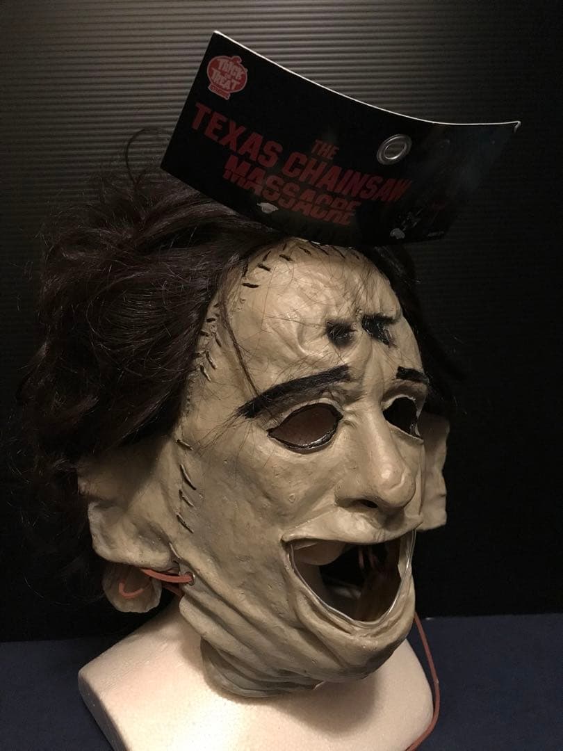 トリックオアトリートスタジオ 悪魔のいけにえ ラバーマスク　＊タグ付き