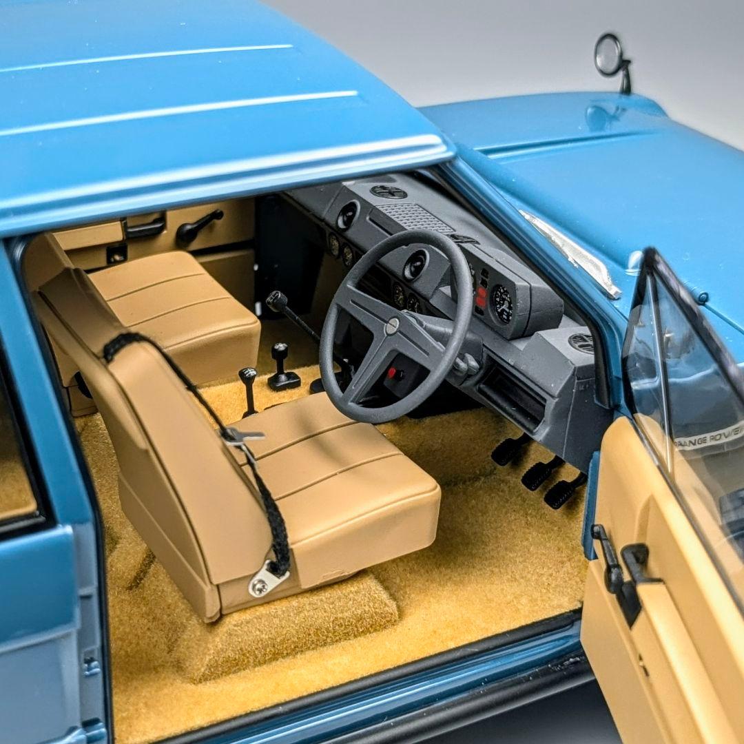 Almost Real 1/18 レンジローバー 1970 トスカーナブルー