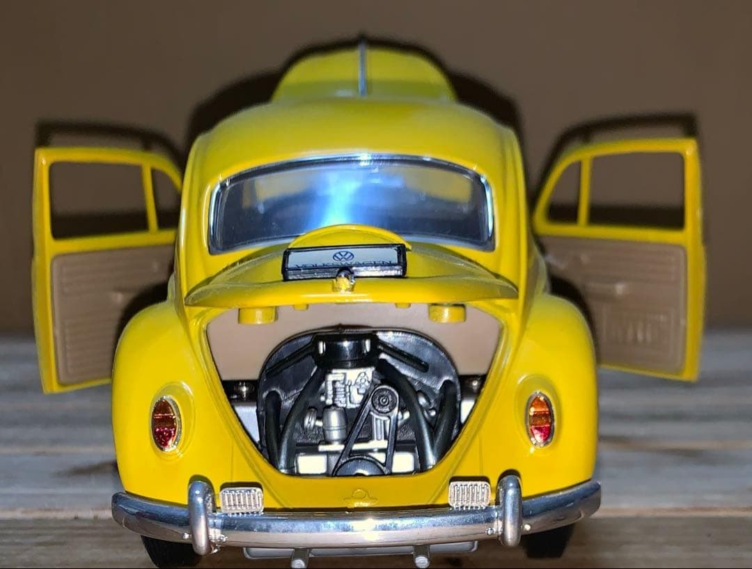 ミニカー 1/18 VW フォルクスワーゲン ビートル 1967 イエロー